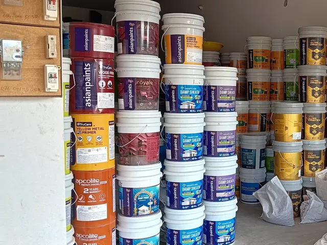 Paints & putty in stock